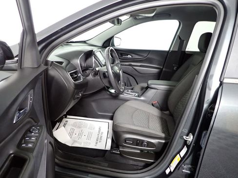 Used 2021 Chevrolet Equinox LT image 23