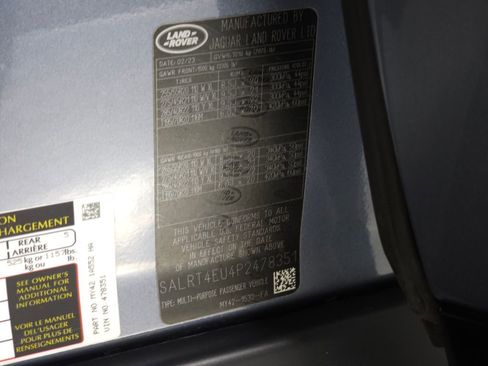 Used 2023 Land Rover Discovery S R-Dynamic image 40