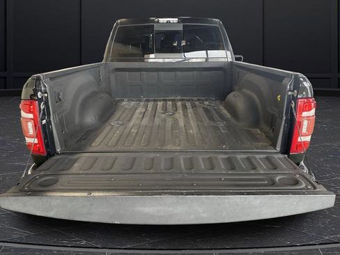 Used 2019 RAM 3500 Limited w/ Max Tow Package image 12
