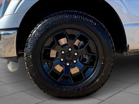Used 2023 Ford F150 XLT image 28