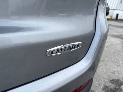 Used 2021 Jeep Compass Latitude image 20