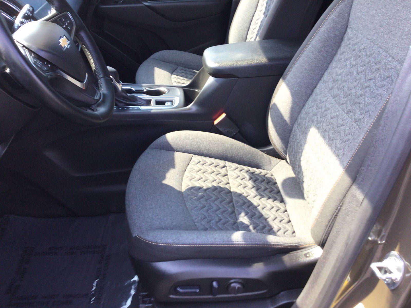Used 2024 Chevrolet Equinox LT FWD image 13