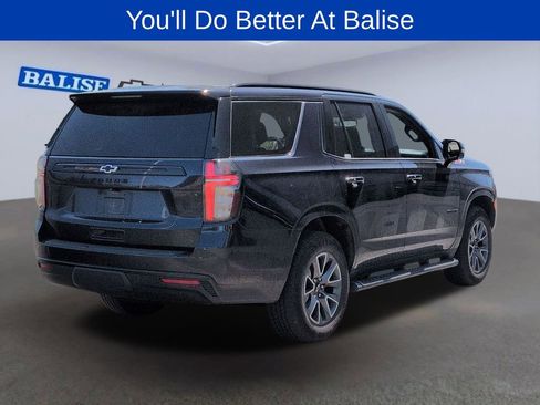 Used 2023 Chevrolet Tahoe Z71 w/ Luxury Package AWD/4WD image 3