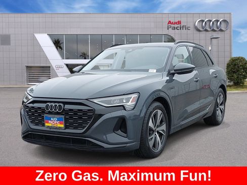 Used 2024 Audi Q8 e-tron Premium AWD/4WD image 1