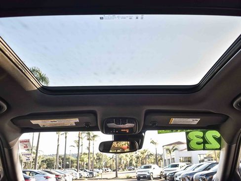 Used 2023 Chevrolet TrailBlazer RS w/ Sun and Liftgate Package image 15