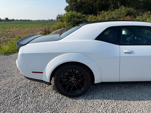 Used 2023 Dodge Challenger SRT Hellcat RWD image 24