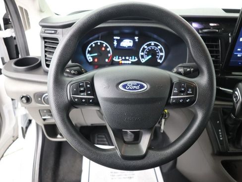Used 2023 Ford Transit 350 XLT RWD image 9