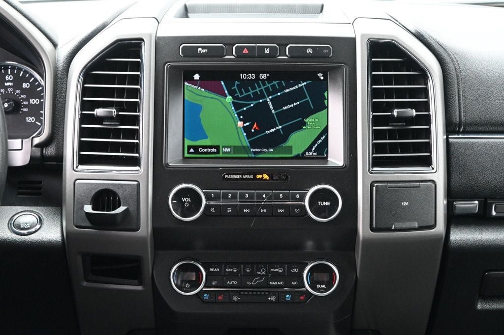 Used 2019 Ford Expedition XLT w/ Equipment Group 202A RWD image 9