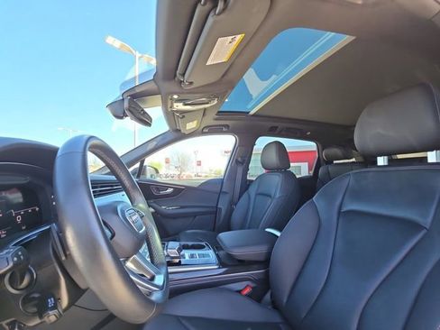 Used 2025 Audi Q7 3.0T Premium Plus image 7