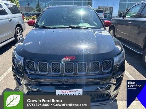 Used 2023 Jeep Compass Limited AWD/4WD image 2