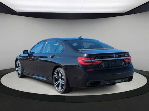 Used 2018 BMW 750i xDrive image 6