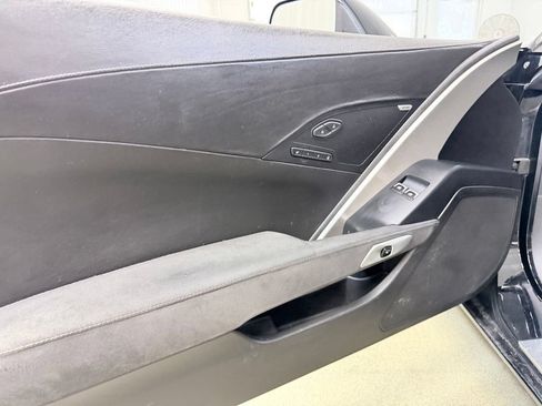 Used 2016 Chevrolet Corvette Stingray Convertible w/ 3LT Preferred Equipment Group RWD image 8