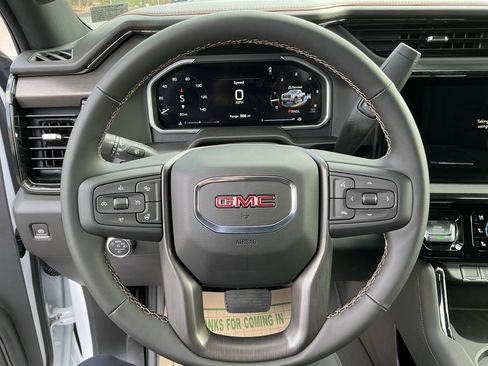 New 2026 GMC Sierra 2500 AT4 w/ AT4 Premium Plus Package AWD/4WD image 16