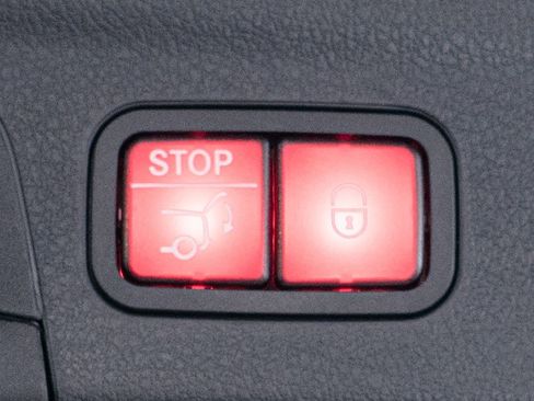 Used 2024 Mercedes-Benz GLE 450e 4MATIC image 31