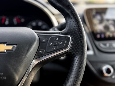 Used 2024 Chevrolet Malibu LT image 12