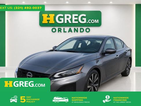Used 2023 Nissan Altima 2.5 SV FWD image 1