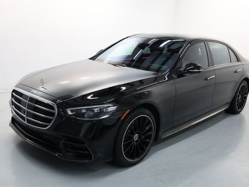 Used 2025 Mercedes-Benz S 580 4MATIC Sedan image 1