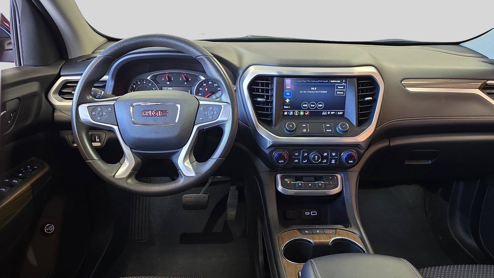 Used 2023 GMC Acadia SLE w/ Driver Convenience Package AWD/4WD image 9