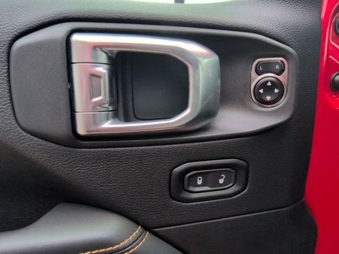 Used 2024 Jeep Wrangler Sahara w/ Technology Group image 13