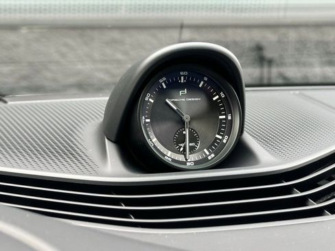 Used 2026 Porsche Taycan 4S image 34