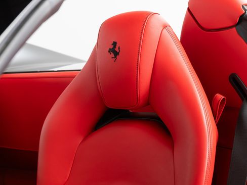 Certified 2021 Ferrari F8 Tributo image 52