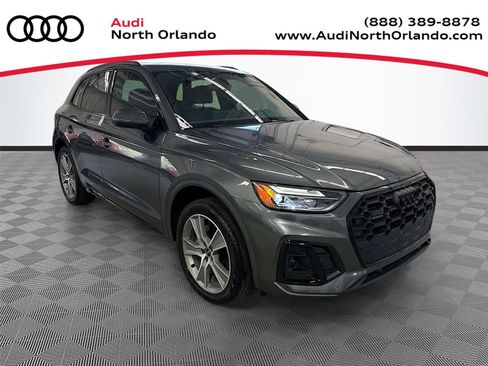 Certified 2025 Audi Q5 2.0T Premium AWD/4WD image 1