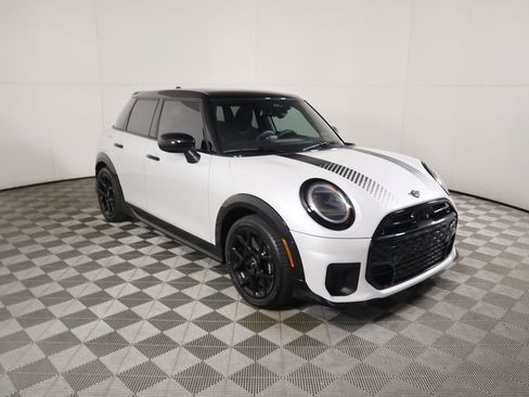 New 2026 MINI Cooper S image 3