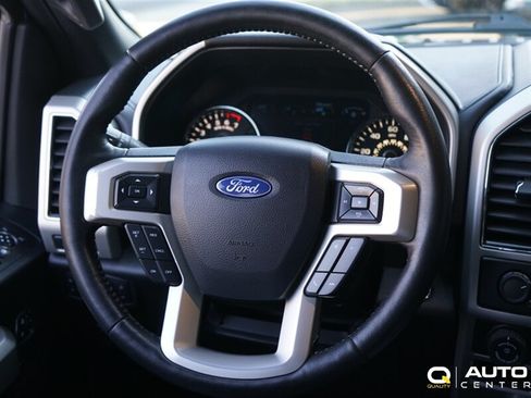 Used 2019 Ford F150 Lariat w/ Equipment Group 502A Luxury AWD/4WD image 17