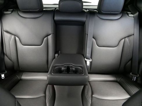 New 2025 Jeep Compass Limited image 16