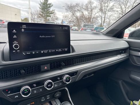 Used 2024 Honda CR-V Sport-L image 5