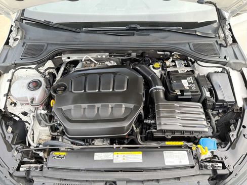 Used 2023 Volkswagen GTI SE FWD image 11