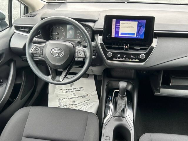 Used 2024 Toyota Corolla LE w/ LE Convenience Package FWD image 35