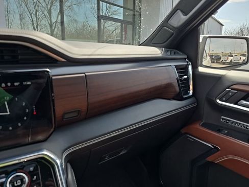 Used 2024 GMC Sierra 1500 Denali Ultimate image 24
