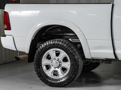 Used 2018 RAM 2500 Laramie w/ Sport Appearance Group AWD/4WD image 6