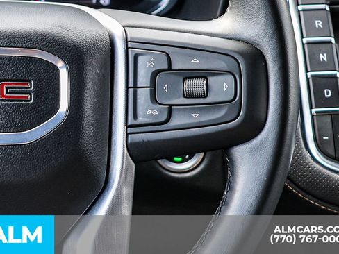 Used 2024 GMC Yukon SLT RWD image 36