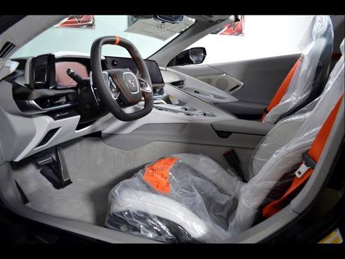 New 2026 Chevrolet Corvette Stingray Premium Conv w/ Z51 Performance Package RWD image 15