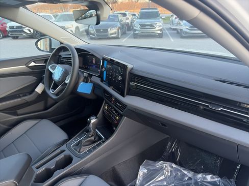 New 2026 Volkswagen Jetta SE image 24