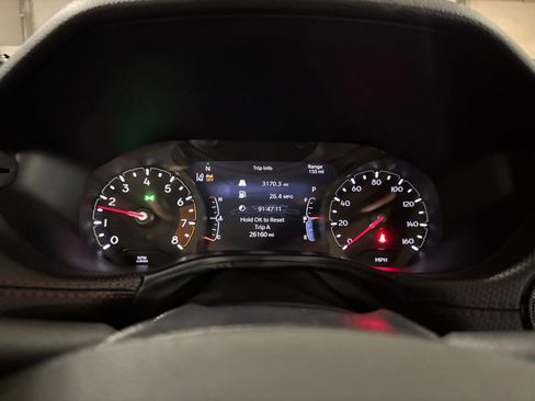 Used 2025 Jeep Compass Trailhawk AWD/4WD image 39