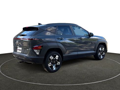 Used 2025 Hyundai Kona SEL AWD/4WD image 6