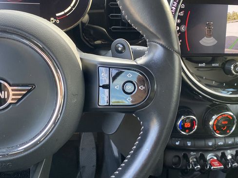 Used 2024 MINI Cooper S image 28