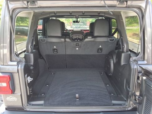Used 2020 Jeep Wrangler Unlimited Rubicon AWD/4WD image 18