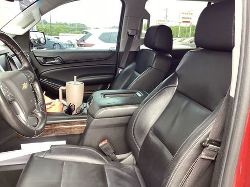 Used 2015 Chevrolet Tahoe LT w/ Luxury Package AWD/4WD image 14