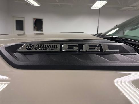 Used 2026 Chevrolet Silverado 2500 ZR2 AWD/4WD image 12
