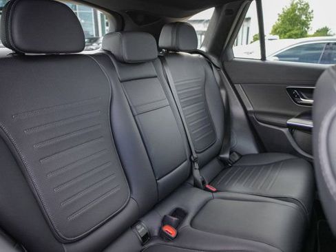 Certified 2025 Mercedes-Benz GLC 300 4MATIC image 29