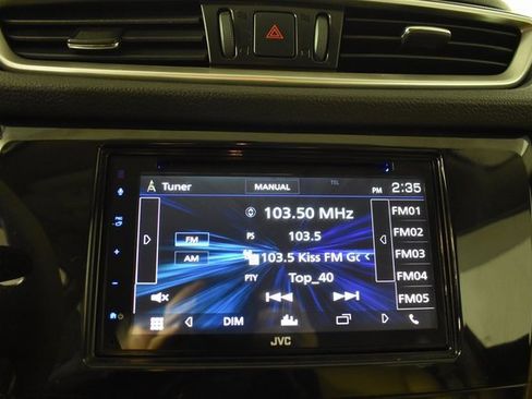 Used 2015 Nissan Rogue SV image 20