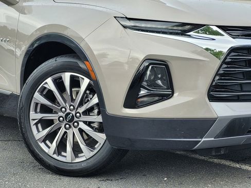 Used 2022 Chevrolet Blazer Premier w/ Enhanced Convenience Package FWD image 4
