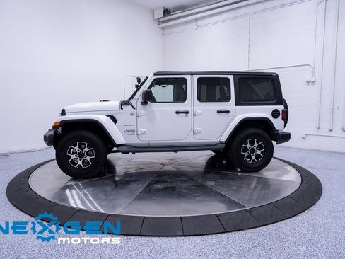Used 2020 Jeep Wrangler Unlimited Sahara image 27