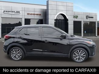 Used 2022 Nissan Kicks SV video 2