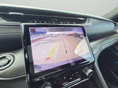 Used 2022 Jeep Grand Cherokee L Overland w/ Luxury Tech Group IV image 29