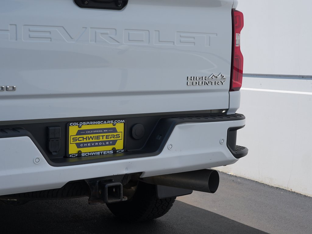 Certified 2022 Chevrolet Silverado 3500 High Country w/ Z71 Off-Road Package AWD/4WD image 12